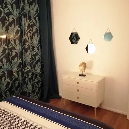 Chaleureux Apartman *